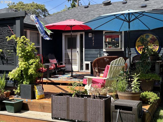 321 E 27TH St, Vancouver, WA 98663