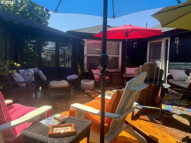 321 E 27TH St, Vancouver, WA 98663