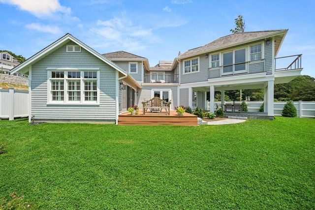 33 Oyster Place Road, Barnstable, MA 02635