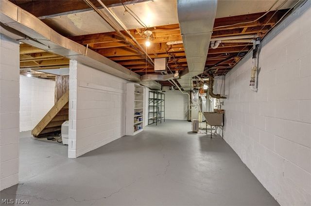 9985 Prospect Road, Strongsville, OH 44149