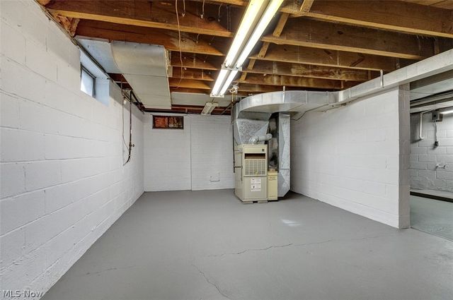9985 Prospect Road, Strongsville, OH 44149