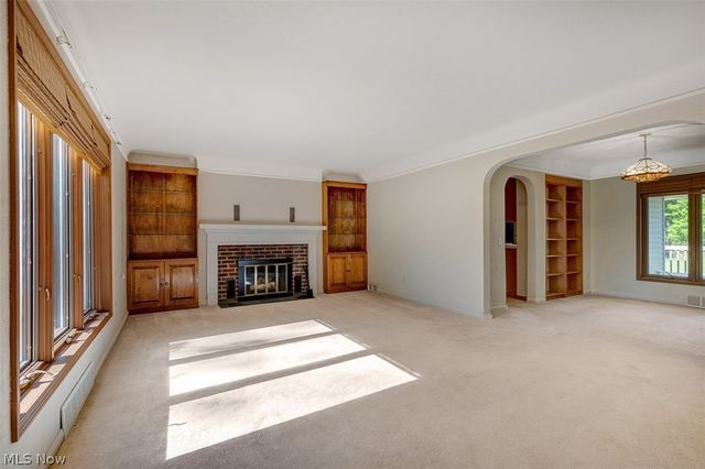 9985 Prospect Road, Strongsville, OH 44149