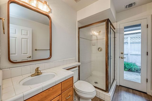 7258 N Channing Way, Fresno, CA 93711