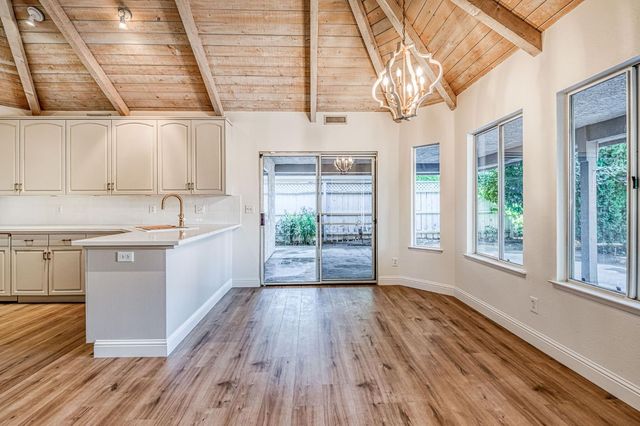 7258 N Channing Way, Fresno, CA 93711