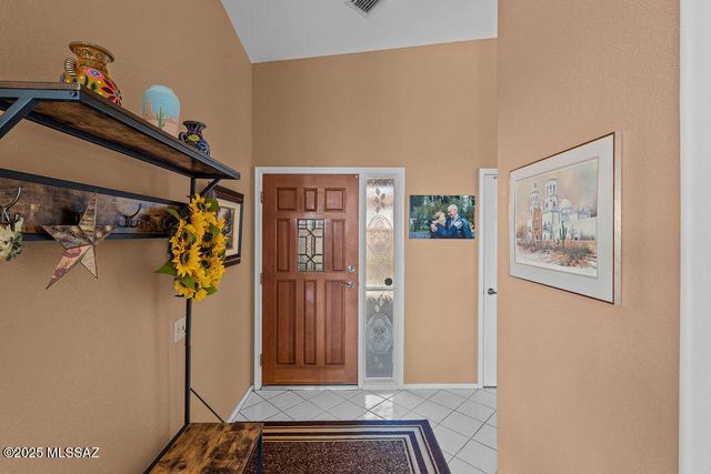 1313 W Mariquita Street, Green Valley, AZ 85622