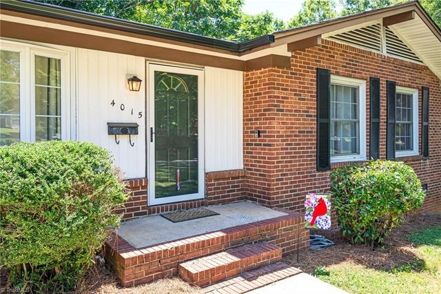 4015 Burnham Court, Winston-salem, NC 27105