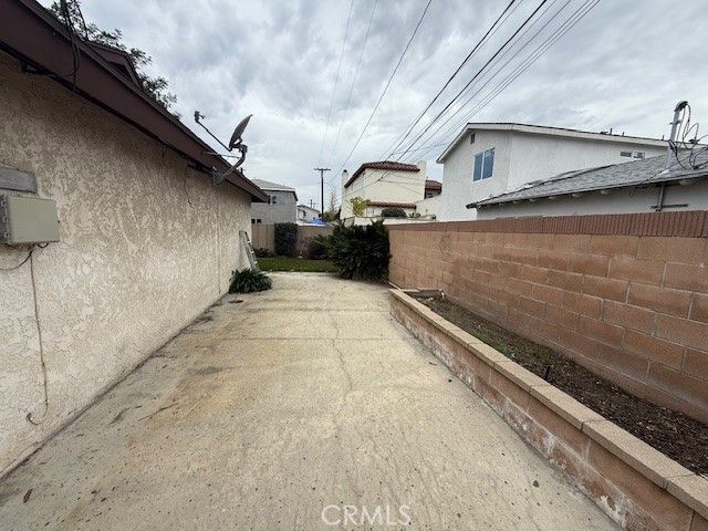 9327 Faywood, Bellflower, CA 90706