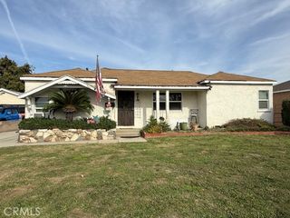 9327 Faywood, Bellflower, CA 90706