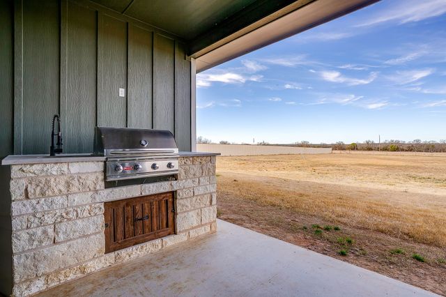 920 Kite Road, Mineral Wells, TX 76067