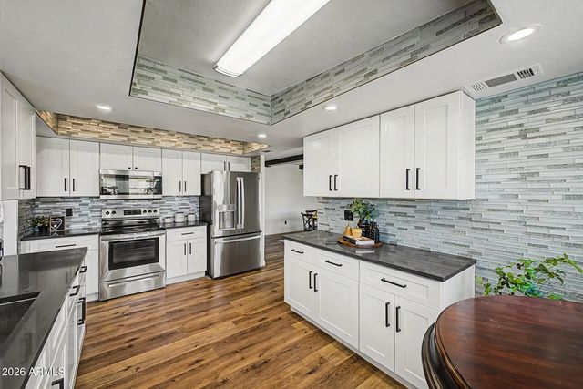 1066 E CARSON Drive, Tempe, AZ 85282