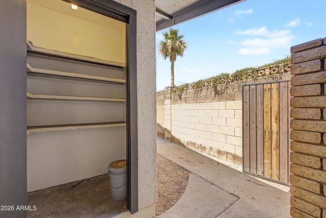 1066 E CARSON Drive, Tempe, AZ 85282