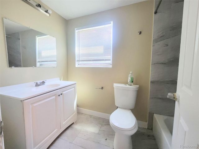 11484 Republic Avenue, Warren, MI 48089