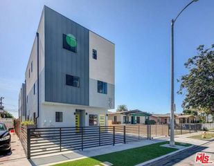 624 W 83rd Street 624 1/2, Los Angeles, CA 90044