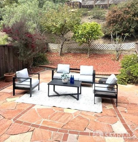 10 Baycrest Way, South San Francisco, CA 94080