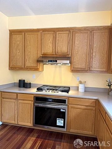 10 Baycrest Way, South San Francisco, CA 94080