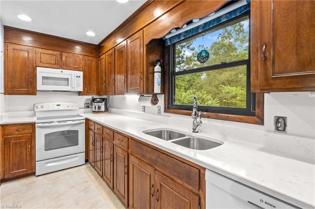 202 Cedarwood Drive, Salisbury, NC 28147