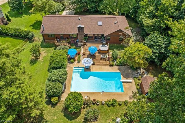 202 Cedarwood Drive, Salisbury, NC 28147