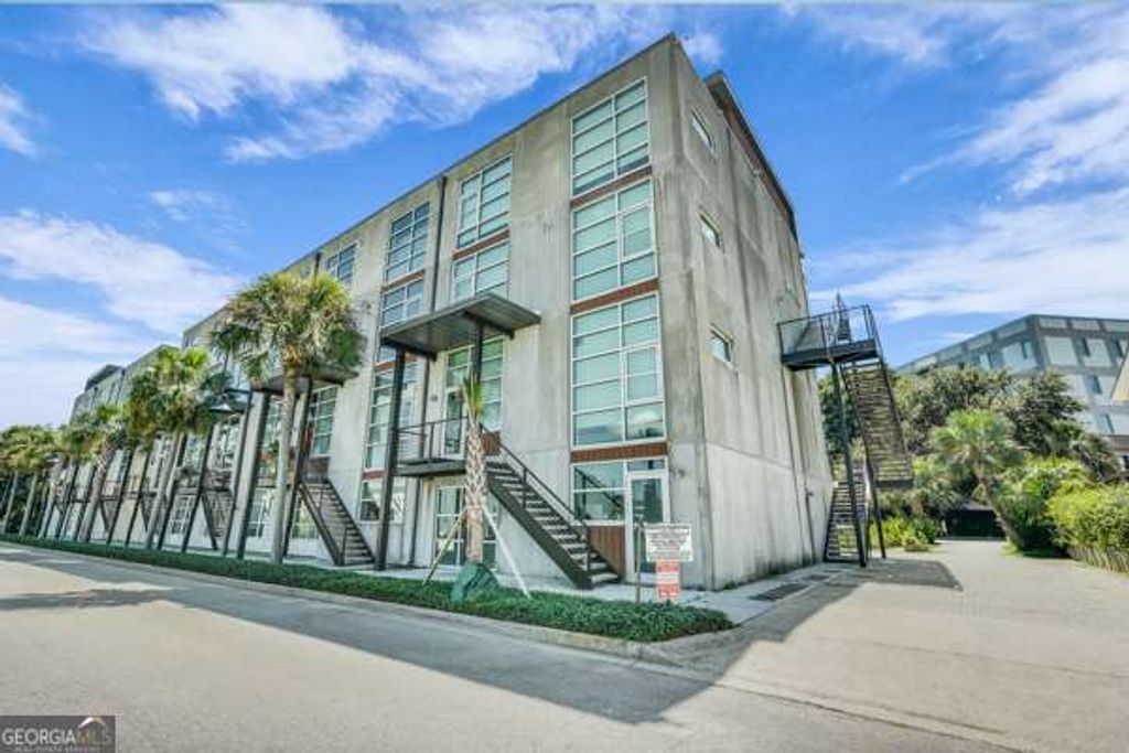 555 Berrien Street C, Savannah, GA 31401