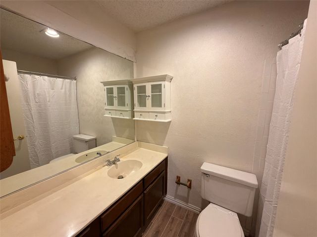 2327 Torrington Drive C, Arlington, TX 76012