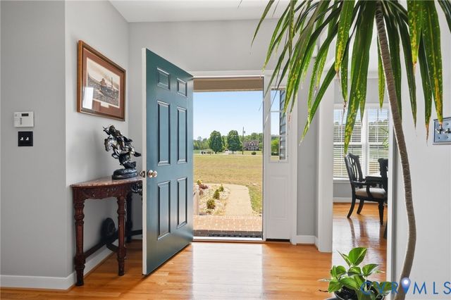 2018 Old Church Rd, Mechanicsville, VA 23111