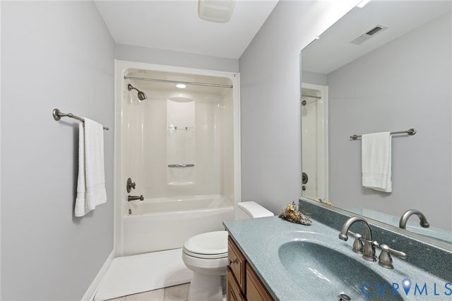 2018 Old Church Rd, Mechanicsville, VA 23111