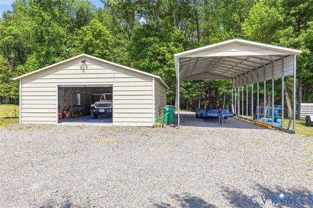 2018 Old Church Rd, Mechanicsville, VA 23111