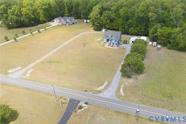 2018 Old Church Rd, Mechanicsville, VA 23111