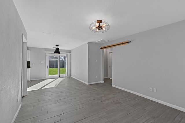 6705 Sherwood Drive, Houston, TX 77021