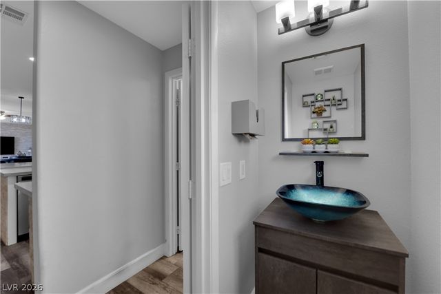 1134 Blitzen Drive, Henderson, NV 89012