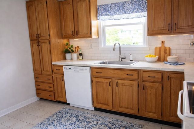 84B SUBURBIA DR, Jc, West Bergen, NJ 07305