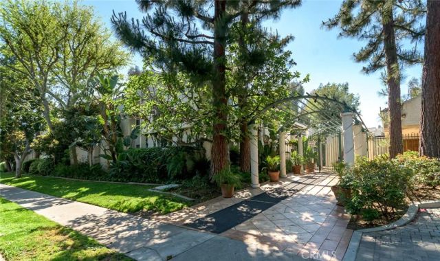 20134 Leadwell 367, Winnetka, CA 91306