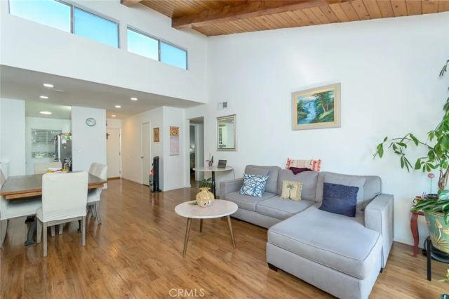 20134 Leadwell 367, Winnetka, CA 91306