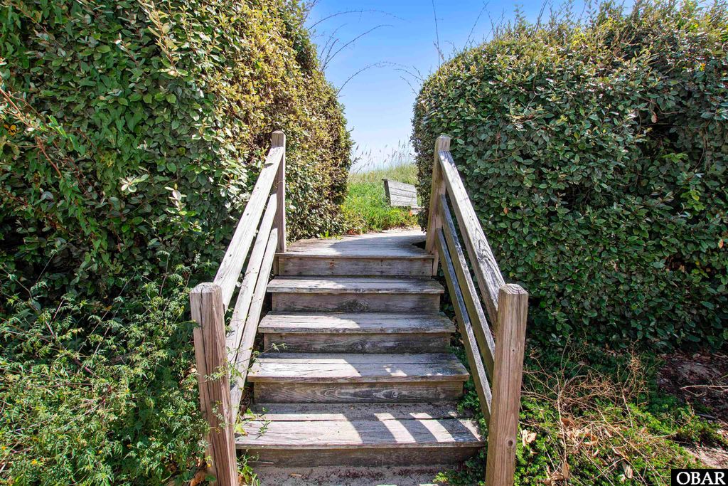 Image 50 of property listing at 163 Buffell Head Road Lot 14, Duck, NC 27949