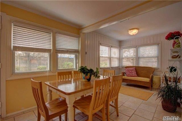 85 Jefferson Boulevard, Atlantic Beach, NY 11509