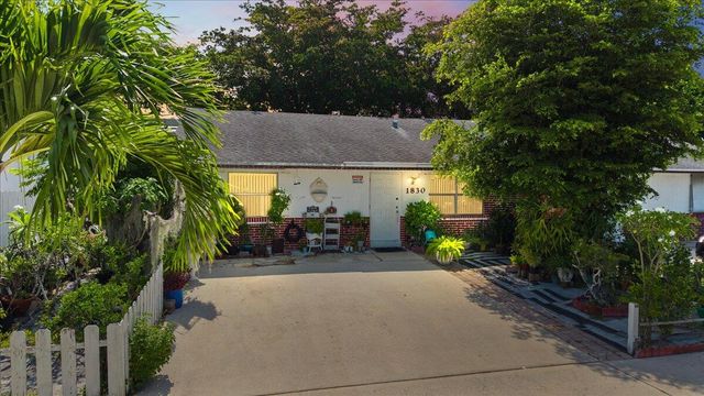 1830 Keenland Circle, West Palm Beach, FL 33415