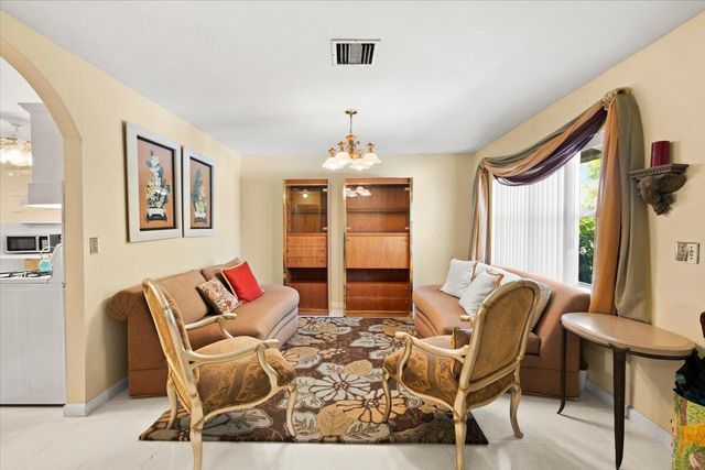 1830 Keenland Circle, West Palm Beach, FL 33415