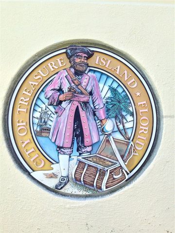 11315 3RD STREET E C, Treasure Island, FL 33706