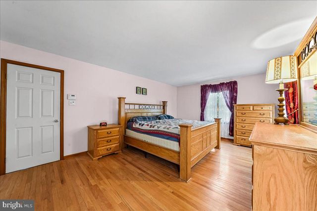 1577 SPRING MEADOW LN, Garnet Valley, PA 19060