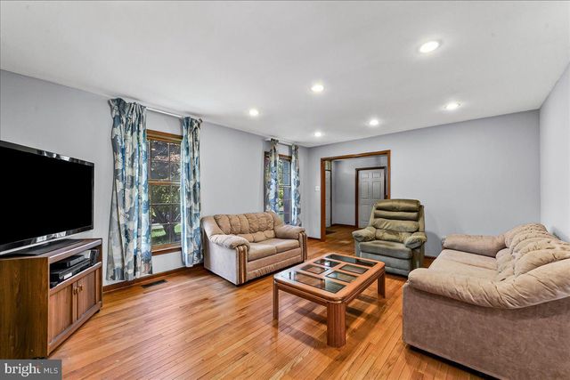 1577 SPRING MEADOW LN, Garnet Valley, PA 19060