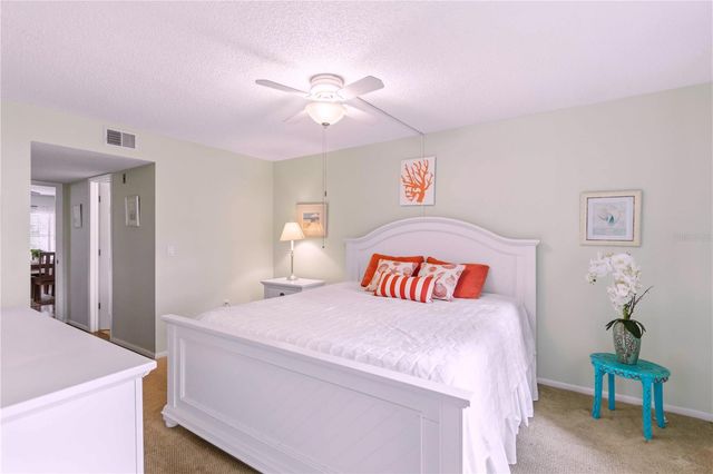 635 30TH AVENUE W F109, Bradenton, FL 34205