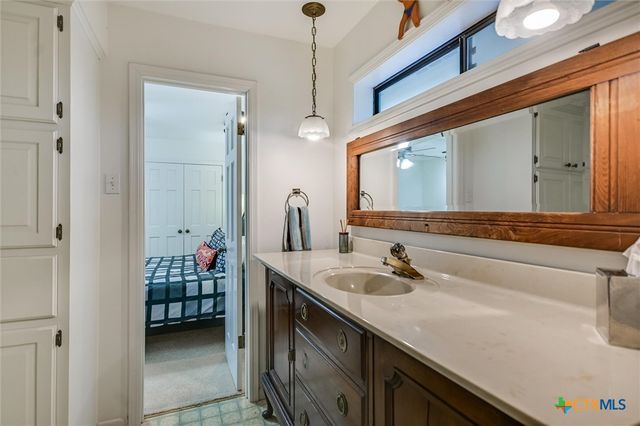 4301 Lone Man Mountain Road, Wimberley, TX 78676