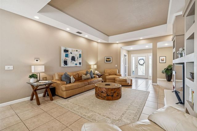 618 WHITFIELD AVENUE, Sarasota, FL 34243