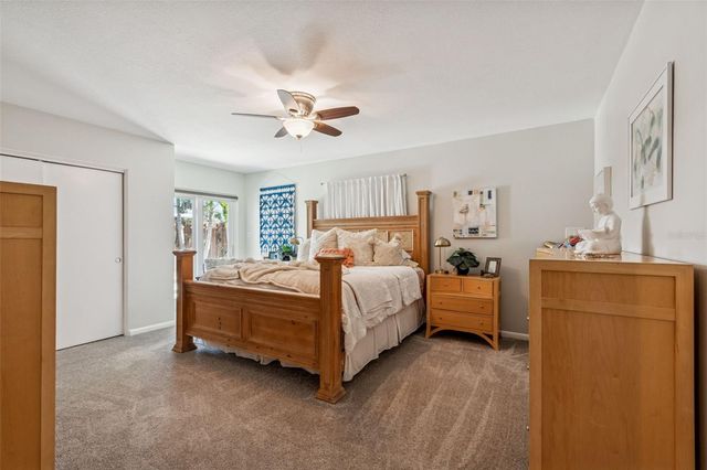 618 WHITFIELD AVENUE, Sarasota, FL 34243