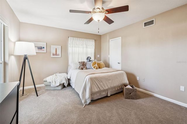 618 WHITFIELD AVENUE, Sarasota, FL 34243