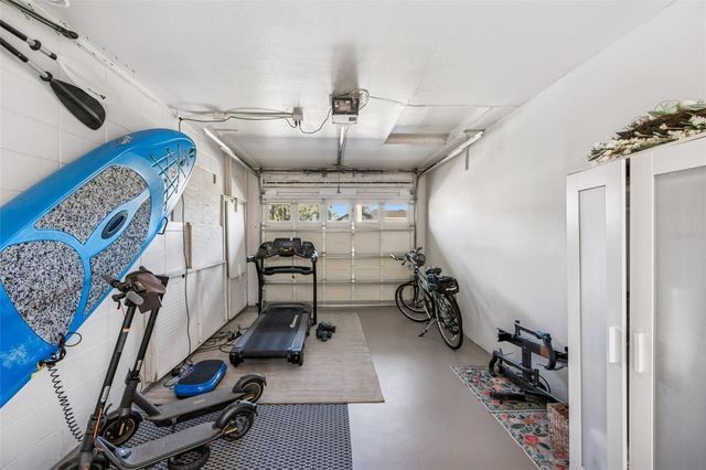 618 WHITFIELD AVENUE, Sarasota, FL 34243
