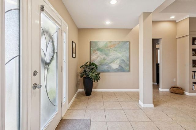 618 WHITFIELD AVENUE, Sarasota, FL 34243