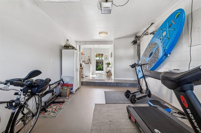 618 WHITFIELD AVENUE, Sarasota, FL 34243