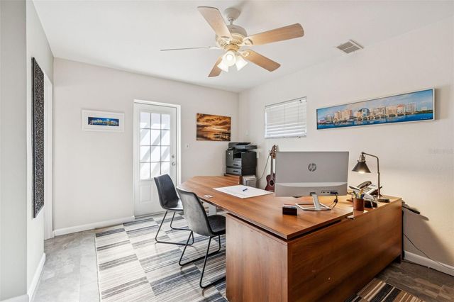 618 WHITFIELD AVENUE, Sarasota, FL 34243