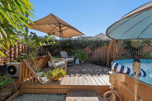 618 WHITFIELD AVENUE, Sarasota, FL 34243
