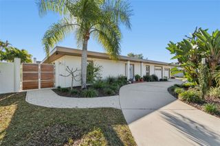 618 WHITFIELD AVENUE, Sarasota, FL 34243